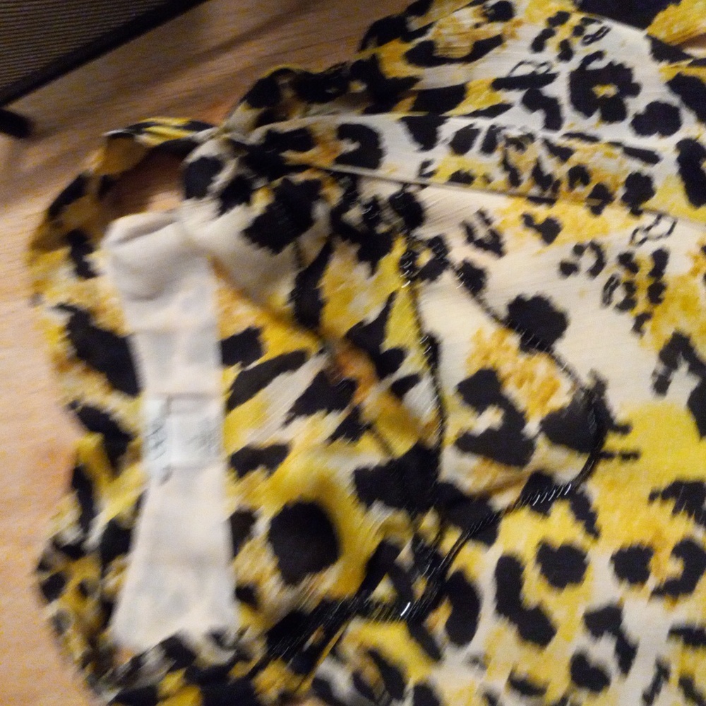Cache Adorable blouse - Picture 8 of 8